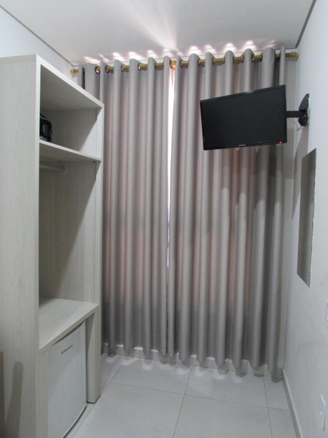 סאו פאולו Hotel Salomao - Proximo A 25 De Marco, Bom Retiro, Bras E Rua Santa Efigenia, A 2 Minutos Do Mirante Sampa Sky E Pista De Skate Anhangabau מראה חיצוני תמונה