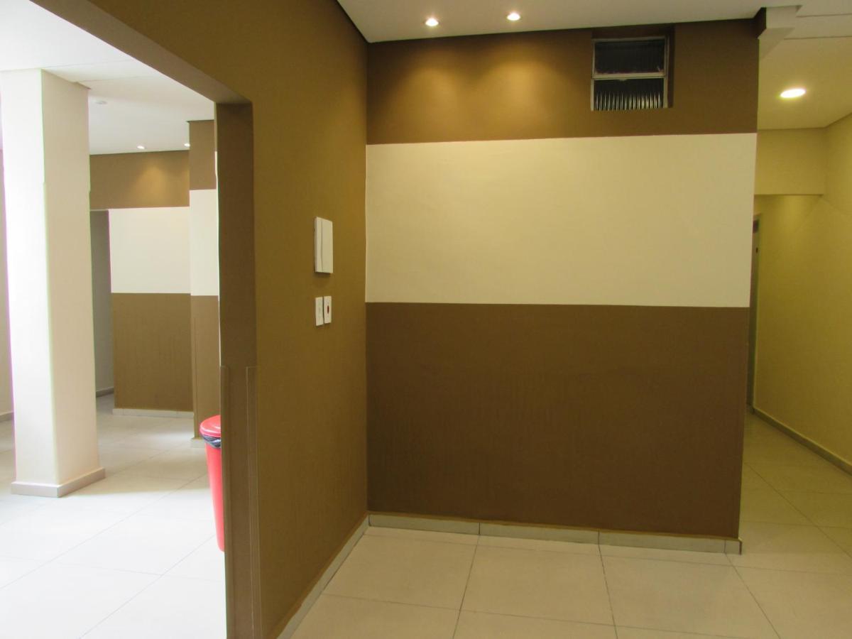 סאו פאולו Hotel Salomao - Proximo A 25 De Marco, Bom Retiro, Bras E Rua Santa Efigenia, A 2 Minutos Do Mirante Sampa Sky E Pista De Skate Anhangabau מראה חיצוני תמונה