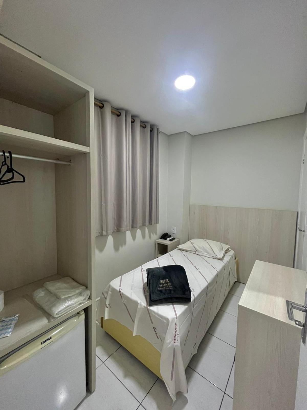 סאו פאולו Hotel Salomao - Proximo A 25 De Marco, Bom Retiro, Bras E Rua Santa Efigenia, A 2 Minutos Do Mirante Sampa Sky E Pista De Skate Anhangabau מראה חיצוני תמונה