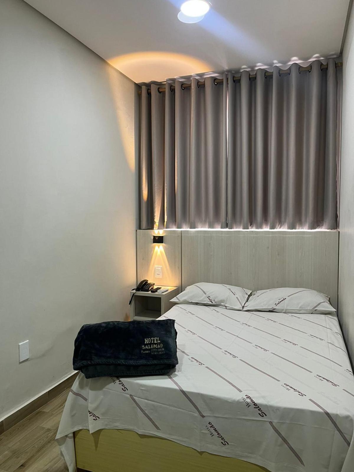 סאו פאולו Hotel Salomao - Proximo A 25 De Marco, Bom Retiro, Bras E Rua Santa Efigenia, A 2 Minutos Do Mirante Sampa Sky E Pista De Skate Anhangabau מראה חיצוני תמונה