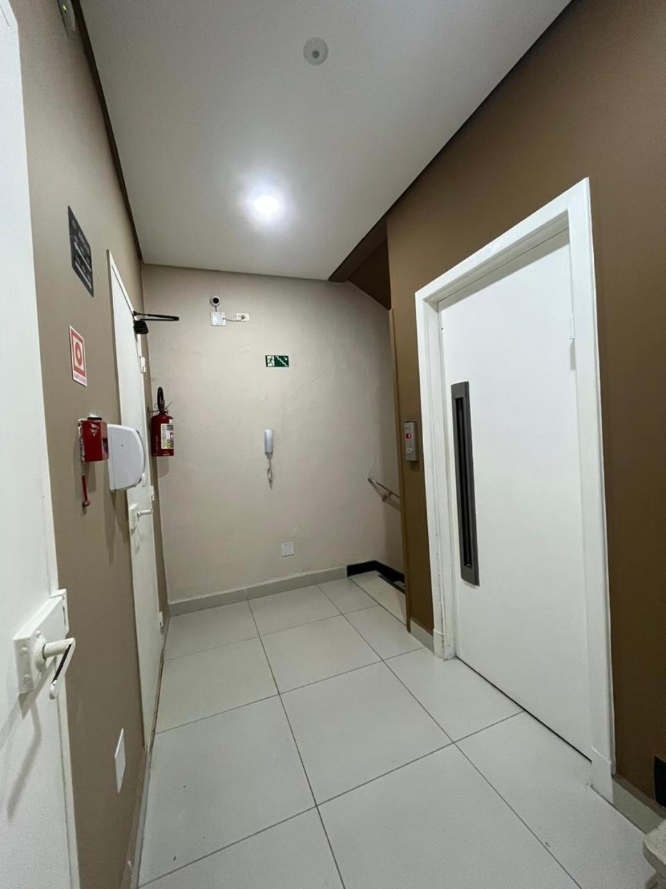 סאו פאולו Hotel Salomao - Proximo A 25 De Marco, Bom Retiro, Bras E Rua Santa Efigenia, A 2 Minutos Do Mirante Sampa Sky E Pista De Skate Anhangabau מראה חיצוני תמונה