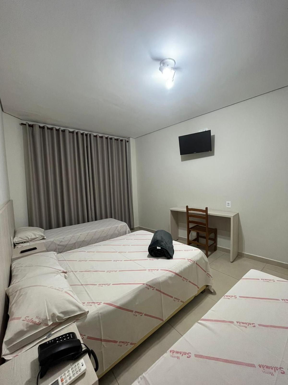 סאו פאולו Hotel Salomao - Proximo A 25 De Marco, Bom Retiro, Bras E Rua Santa Efigenia, A 2 Minutos Do Mirante Sampa Sky E Pista De Skate Anhangabau מראה חיצוני תמונה