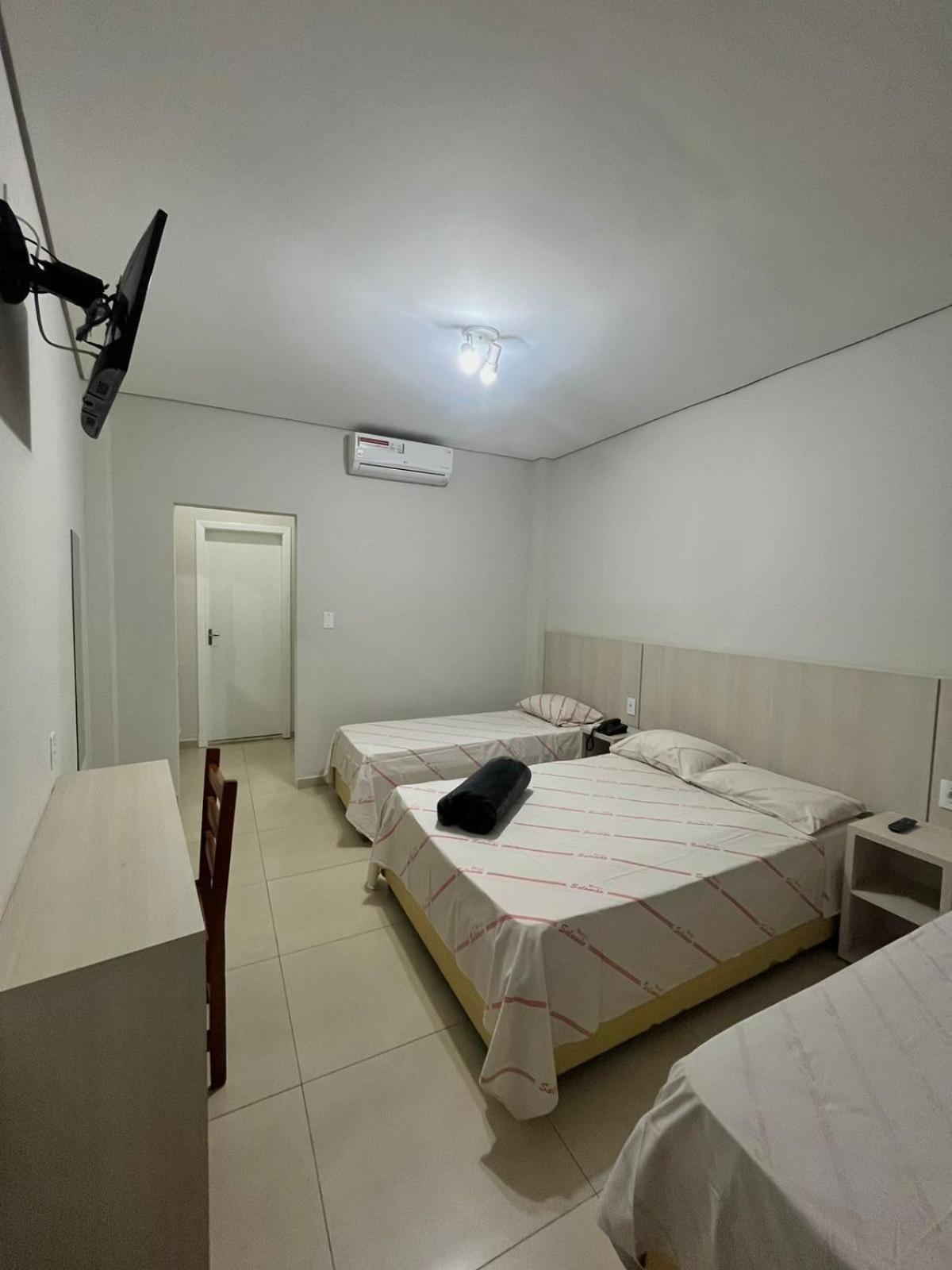 סאו פאולו Hotel Salomao - Proximo A 25 De Marco, Bom Retiro, Bras E Rua Santa Efigenia, A 2 Minutos Do Mirante Sampa Sky E Pista De Skate Anhangabau מראה חיצוני תמונה